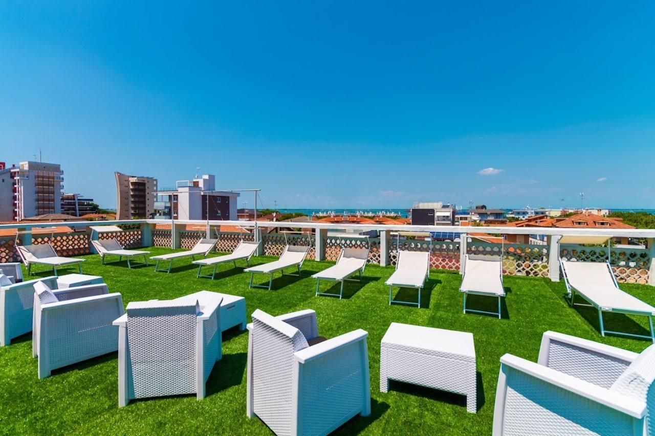 Hotel Romantik Lignano Sabbiadoro Dış mekan fotoğraf
