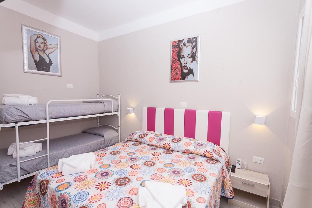 Hotel Romantik Lignano Sabbiadoro Dış mekan fotoğraf