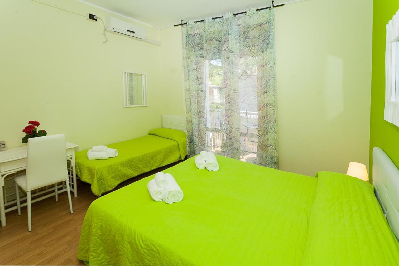 Hotel Romantik Lignano Sabbiadoro Dış mekan fotoğraf
