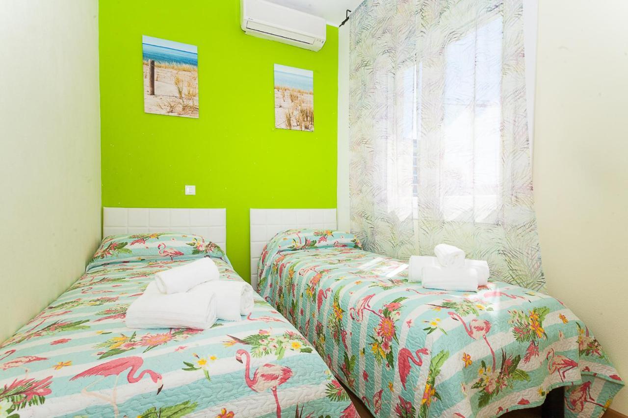 Hotel Romantik Lignano Sabbiadoro Dış mekan fotoğraf