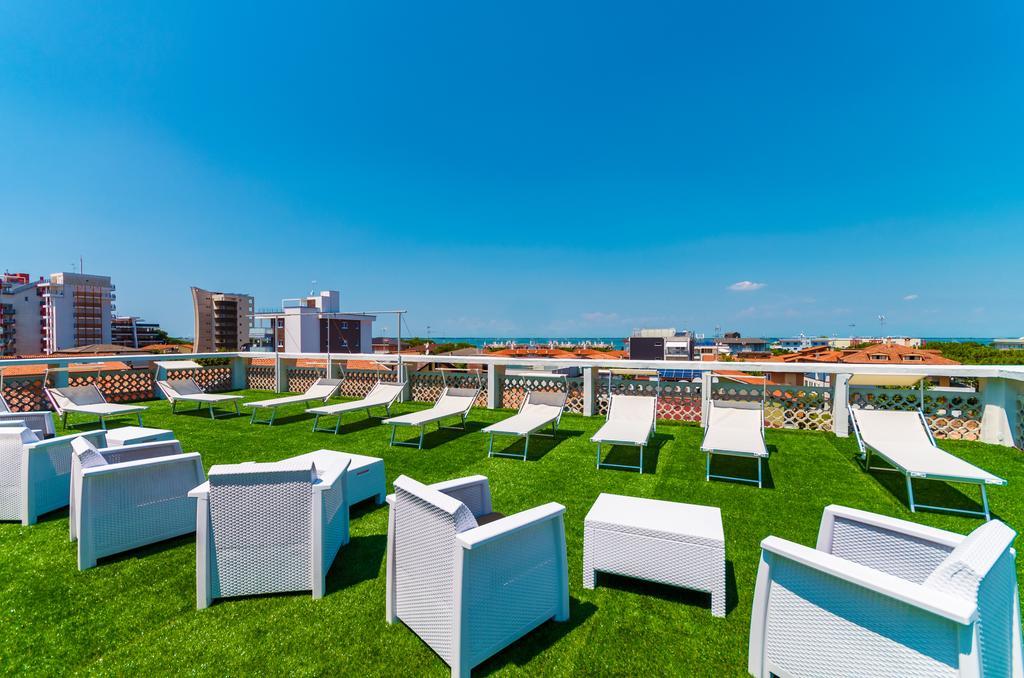 Hotel Romantik Lignano Sabbiadoro Dış mekan fotoğraf