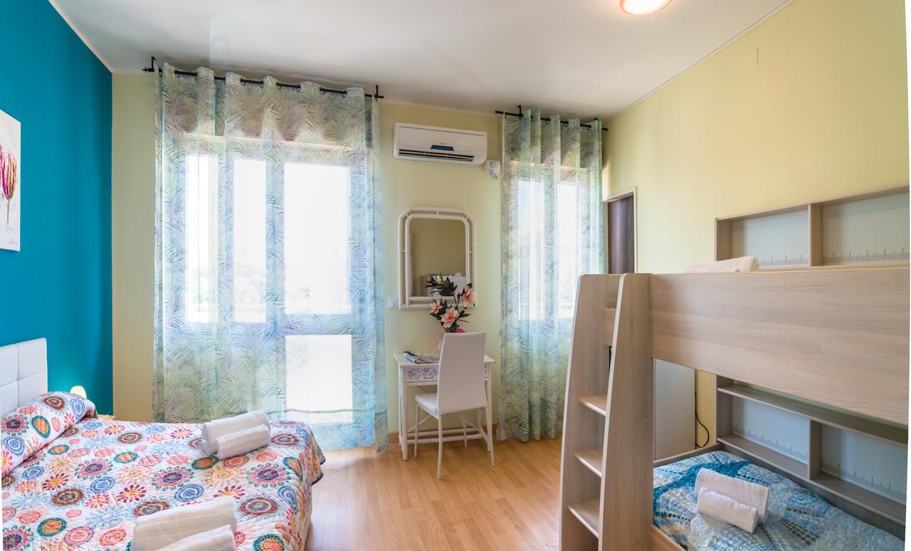 Hotel Romantik Lignano Sabbiadoro Dış mekan fotoğraf