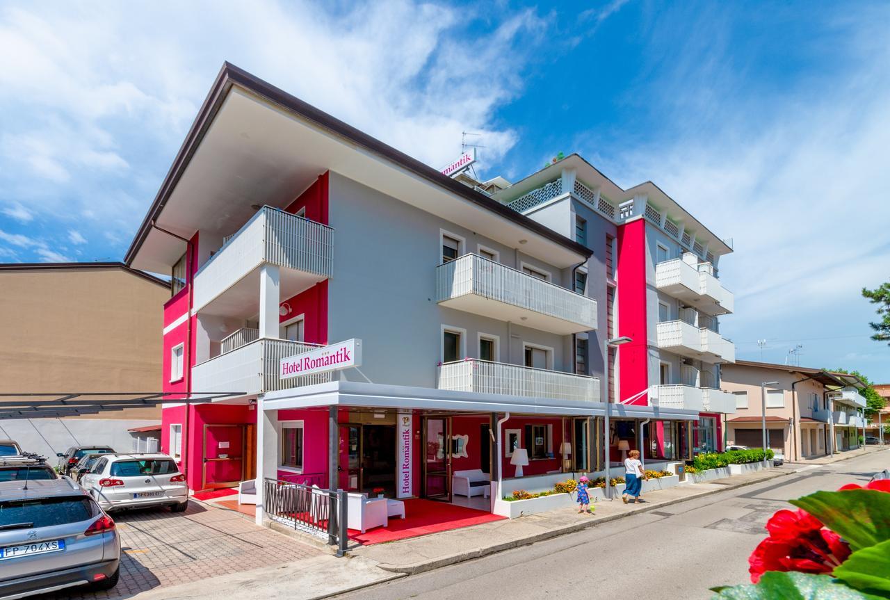 Hotel Romantik Lignano Sabbiadoro Dış mekan fotoğraf